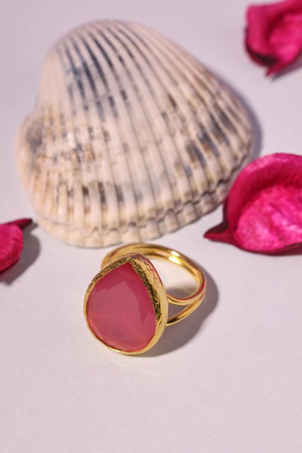 Discover unique shell rings for ocean-inspired elegance